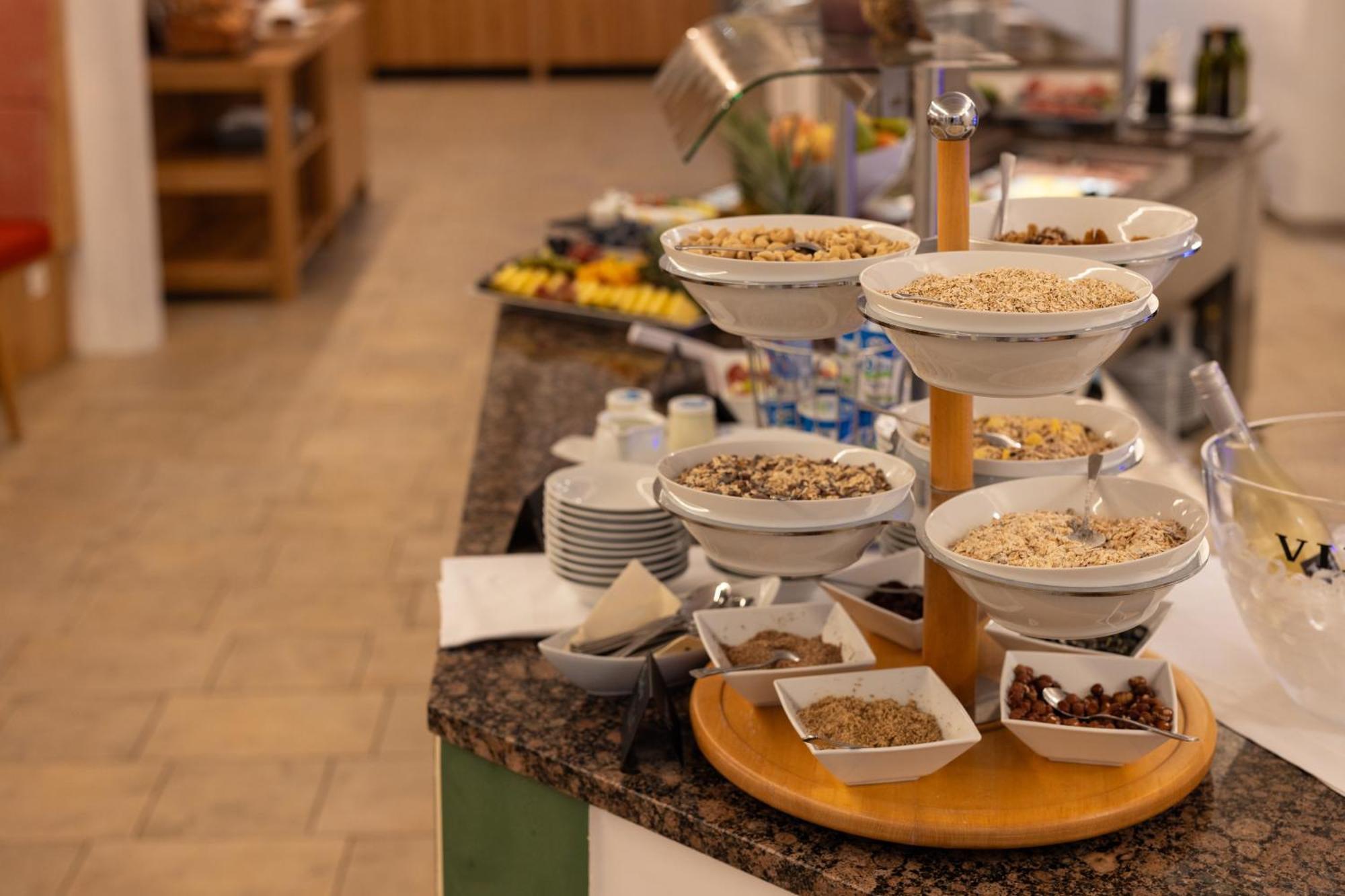 Genuss- Und Wellnesshotel Puchas Kukmirn Экстерьер фото